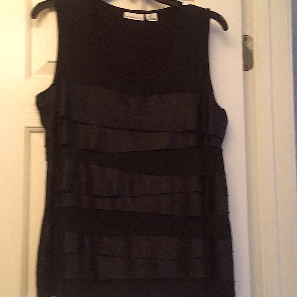 Liz Claiborne camisole. Black. Size M